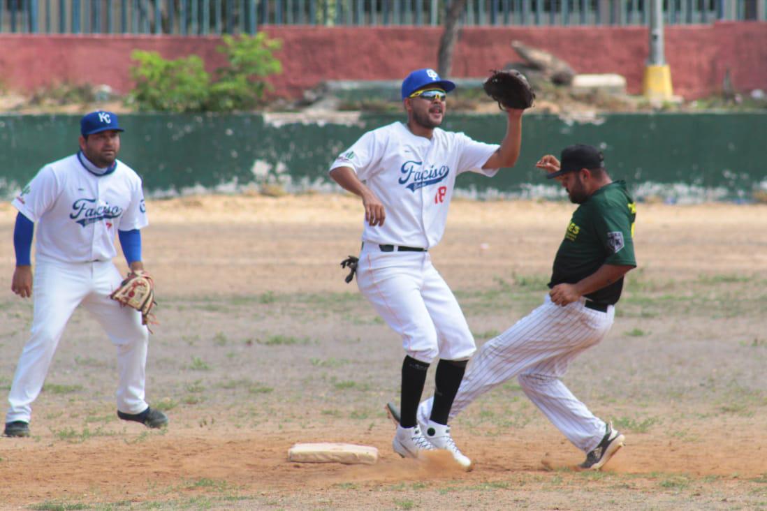 $!Cactus-Faciso y Preparatoria Jaramillo disputarán la final de la Liga de Beisbol Intersindical de la UAS