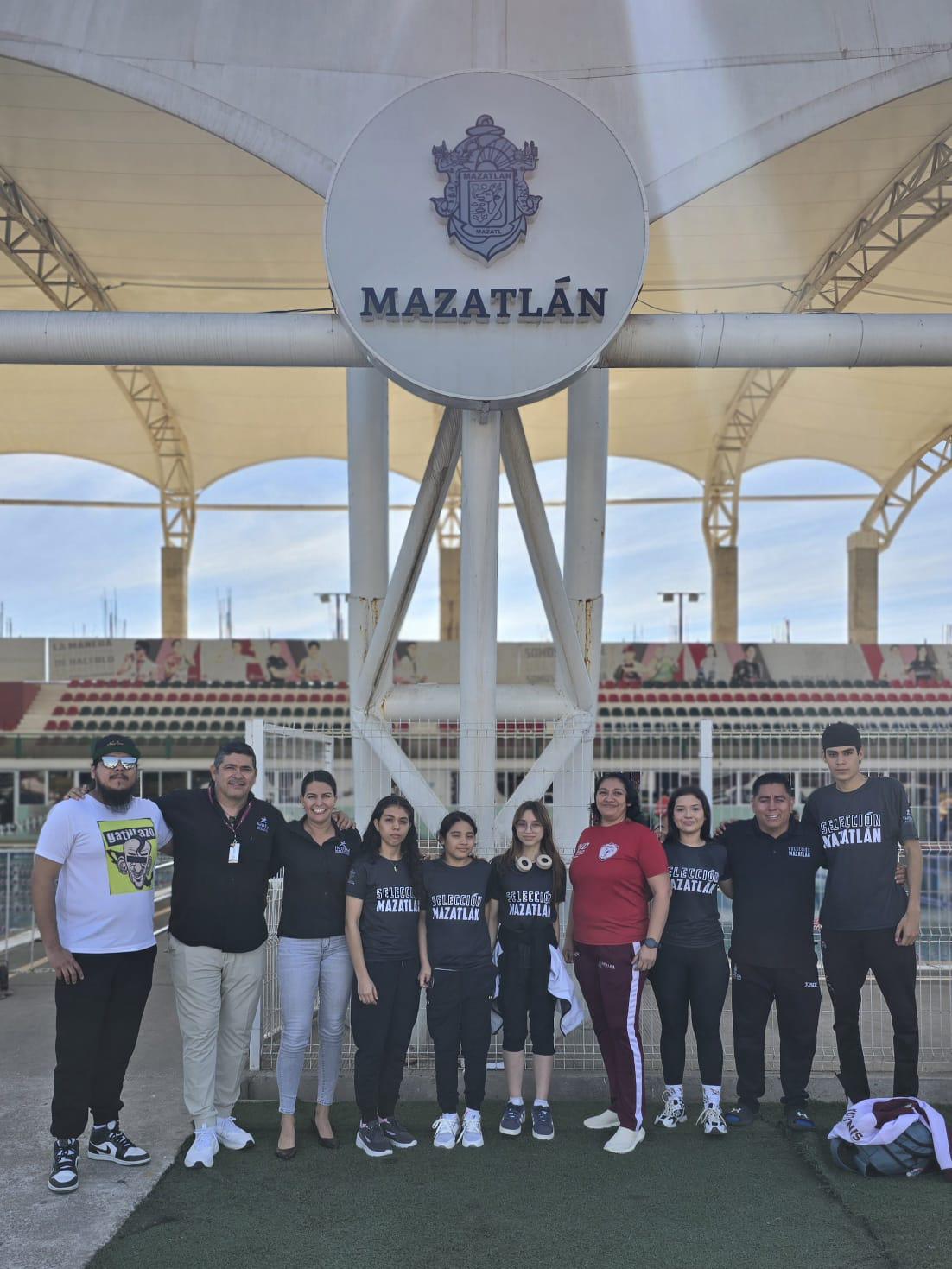 $!Parten a Chihuahua taekwondoínes mazatlecos en busca de su pase a la Olimpiada Nacional Conade