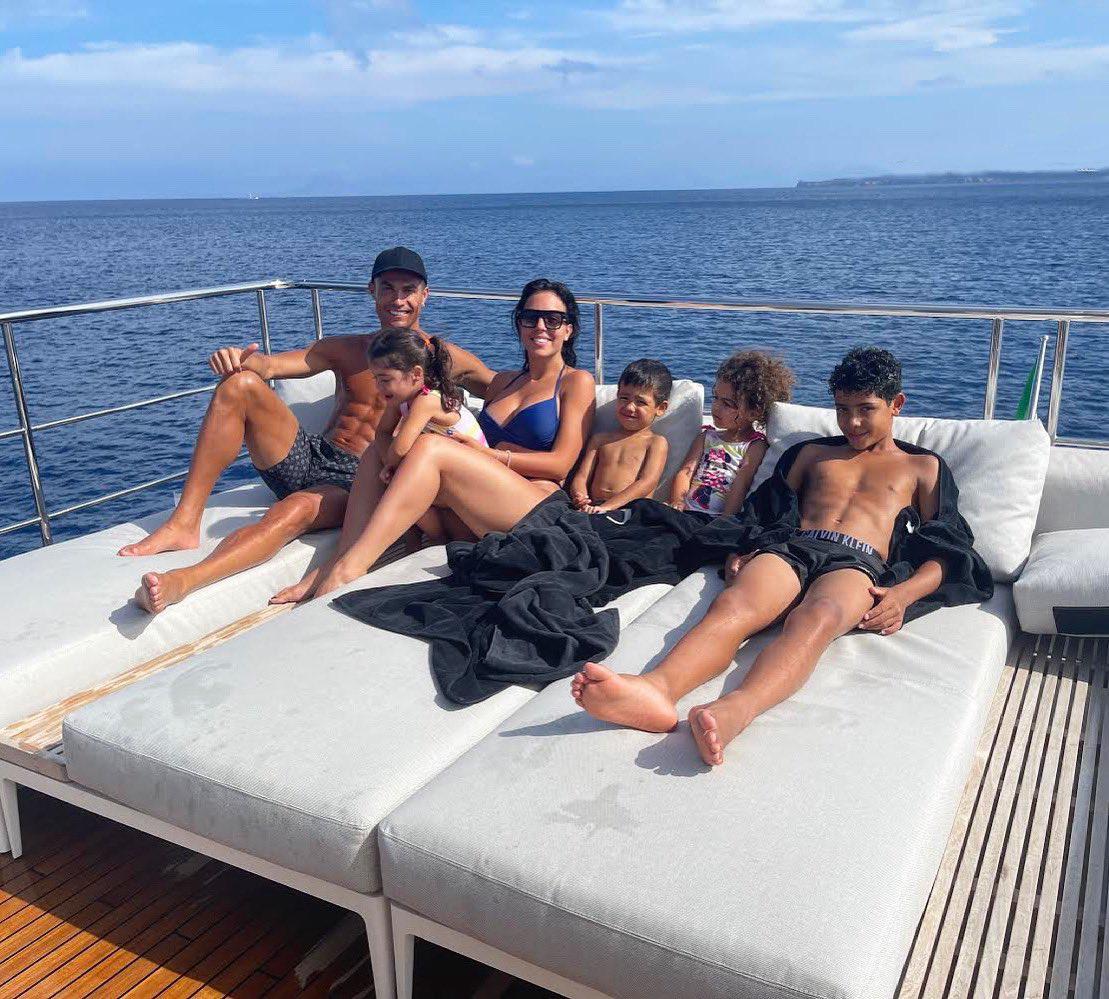 $!Cristiano Ronaldo y Georgina Rodríguez anuncian que esperan mellizos