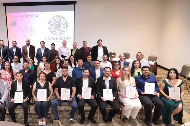La generación 33 concluye el Diplomado en Liderazgo de Canacintra Mazatlán