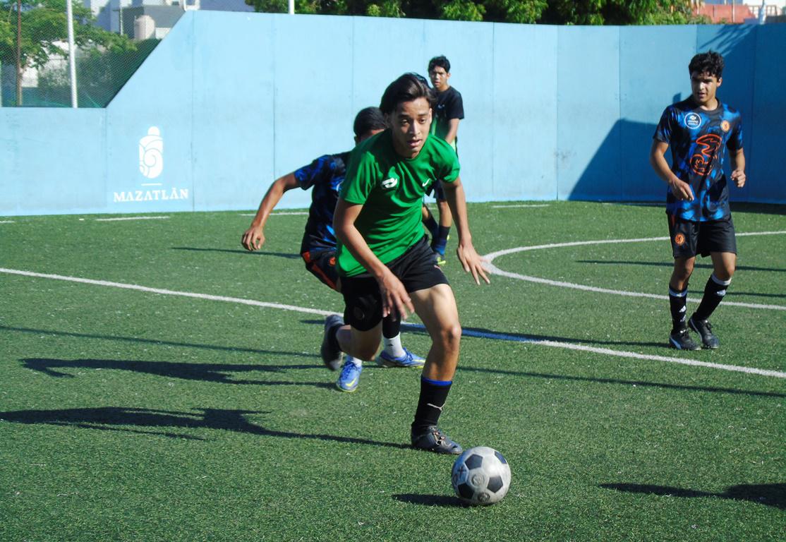 $!Se definen semifinalistas de Liga Estudiantil Municipal de Futbol Rápido