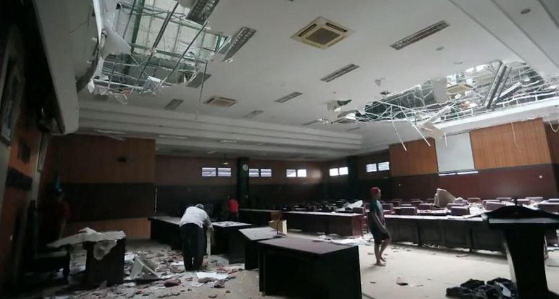 $!Al menos 6 muertos en Indonesia por un terremoto magnitud 6.0