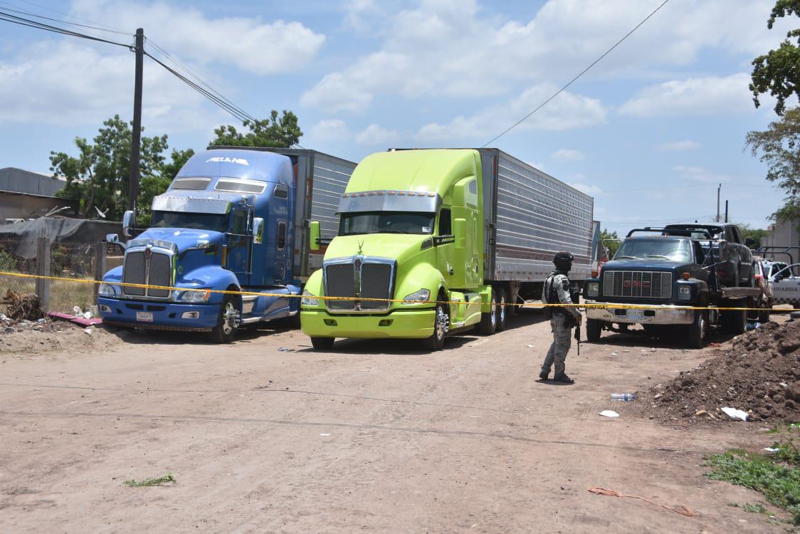 $!Aseguran vehículos de la propiedad donde fue abatido ‘El Chore’