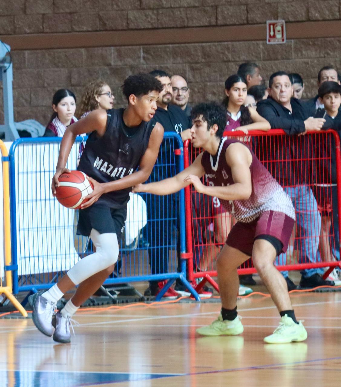 $!Logran mazatlecos victorias de alarido en estatal de baloncesto de los Nacionales Conade