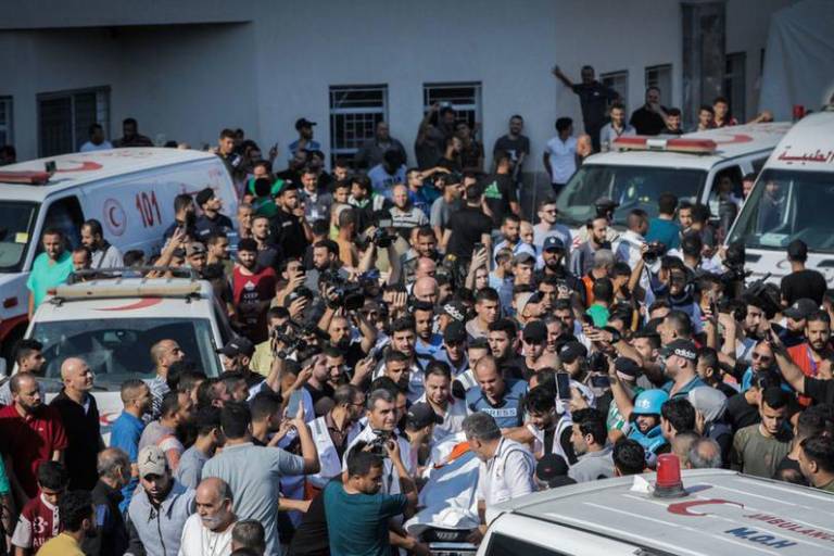 La desesperación se intensifica en Gaza en medio de la incertidumbre por encontrar un refugio