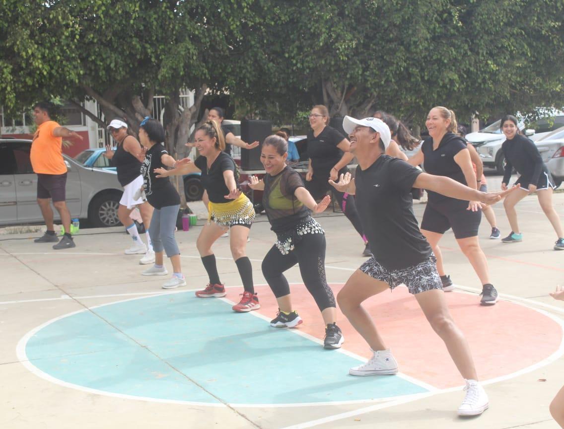 $!Ponen a bailar a Villa Satélite con la Maxi Clase de Bellifitness
