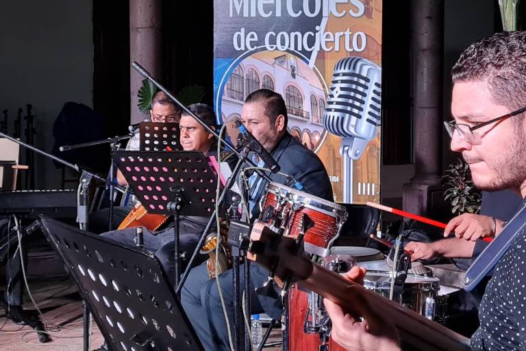 Dedican a Sinaloa el espectáculo musical de Café para dos