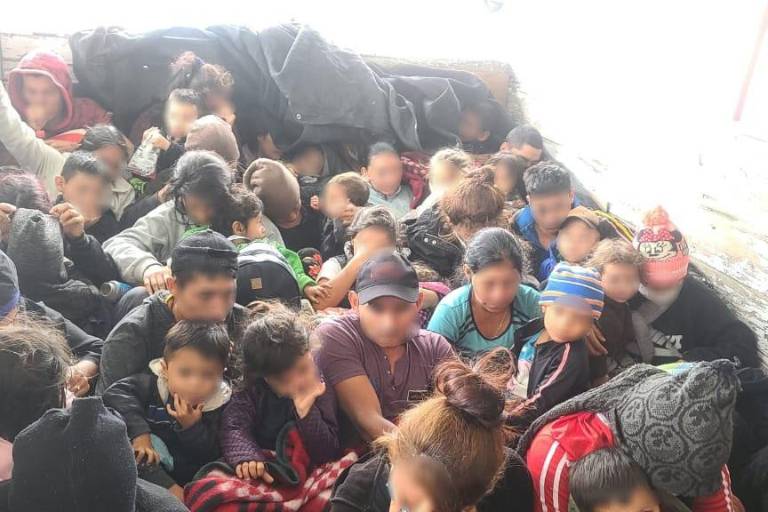 Guardia Nacional localiza a 33 niños y 28 adultos migrantes en Nuevo León; padecían hacinamiento y deshidratación