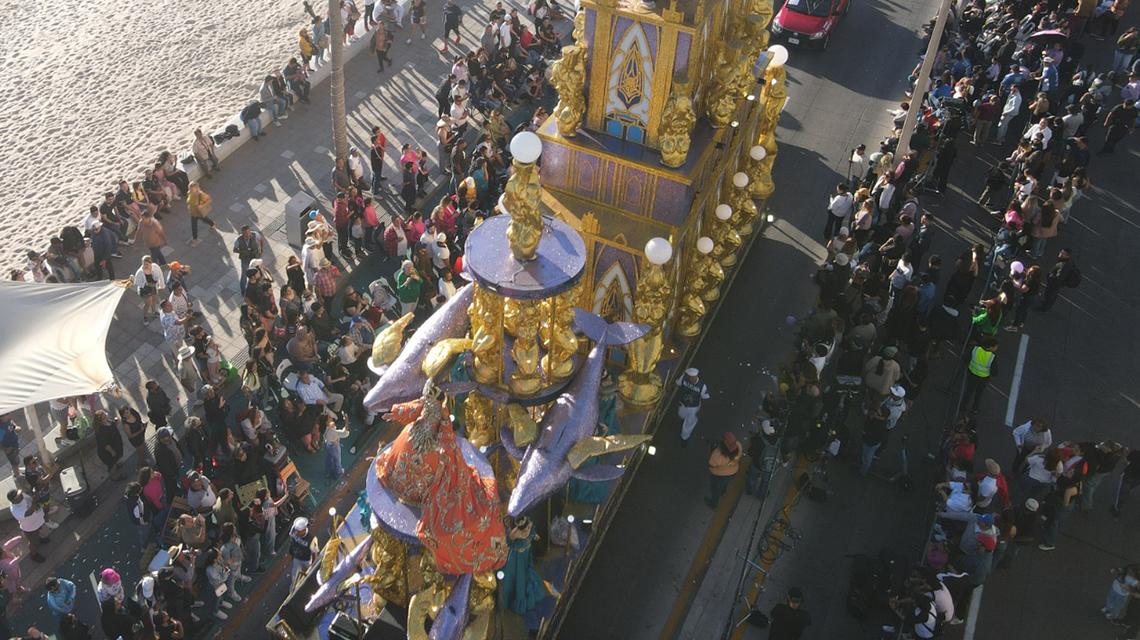 $!Fueron más de 515 mil personas las que disfrutaron del segundo y último desfile del Carnaval de Mazatlán 2025