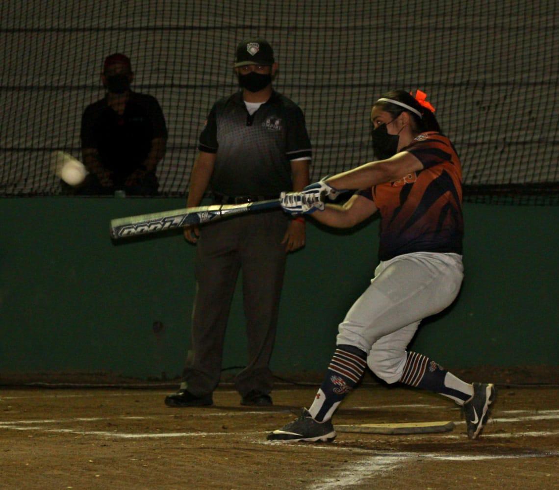 $!La Liga de Softbol Municipal define a sus invitados a playoffs