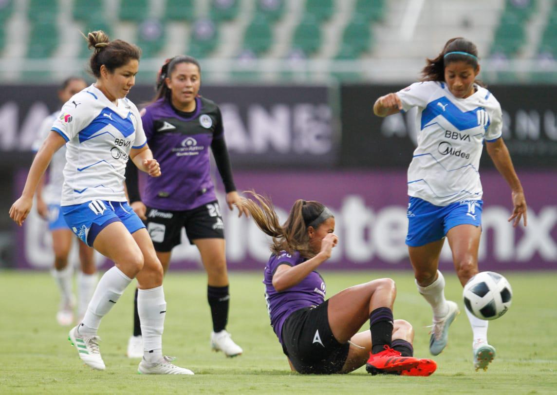 $!Rayadas hunden más al Mazatlán Femenil al golearlo 3-0 en el Kraken