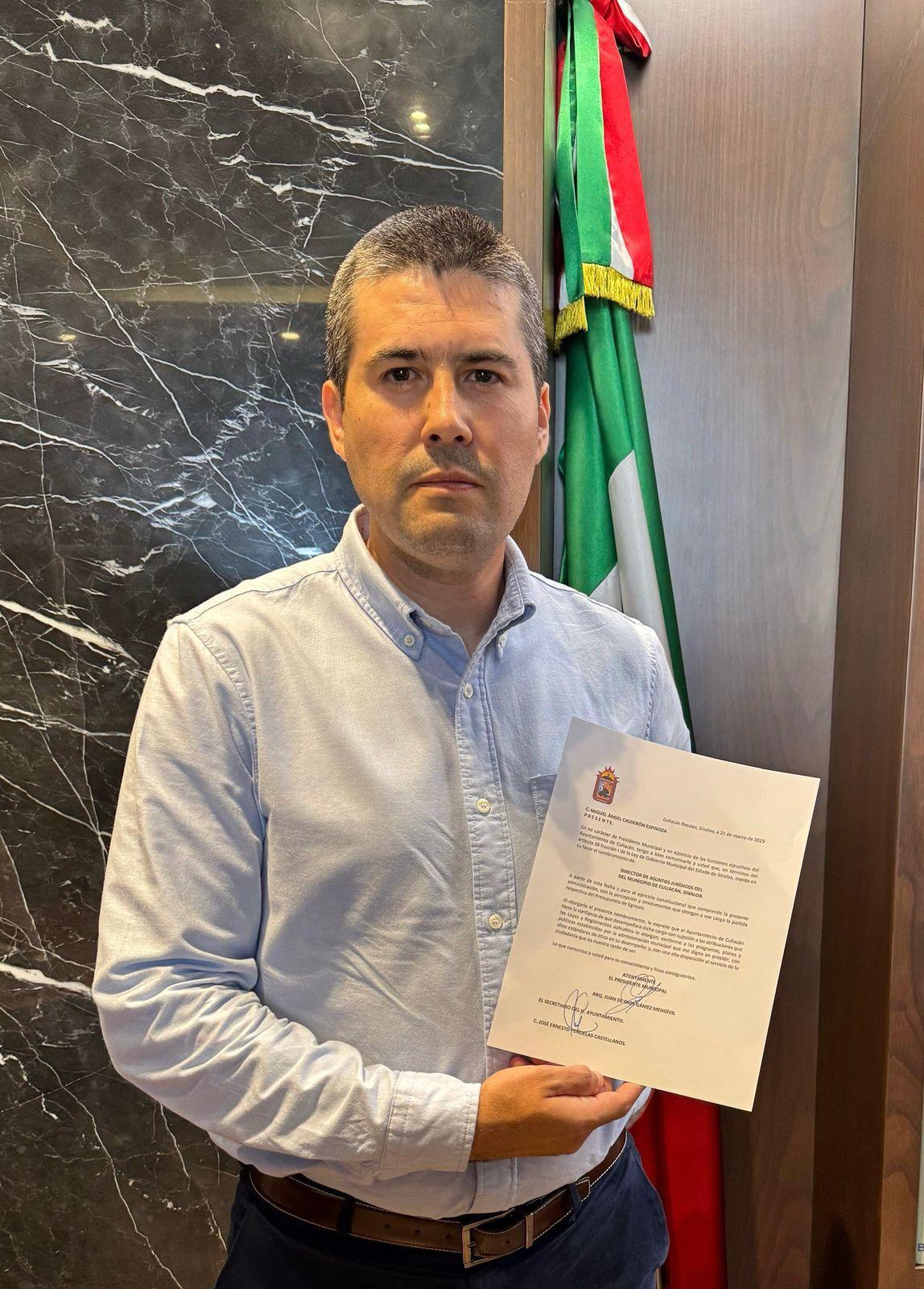 $!Designan a Miguel Calderón Espinoza nuevo director de Asuntos Jurídicos del Ayuntamiento de Culiacán