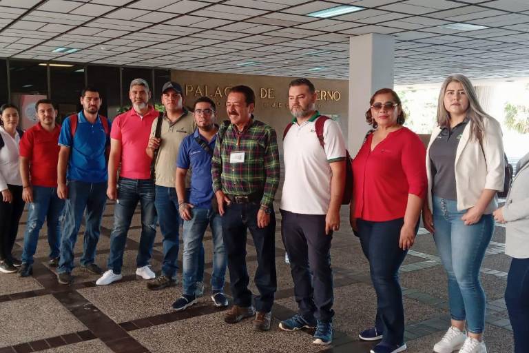 Profesores de telebachilleratos en Sinaloa piden basificación y prestaciones