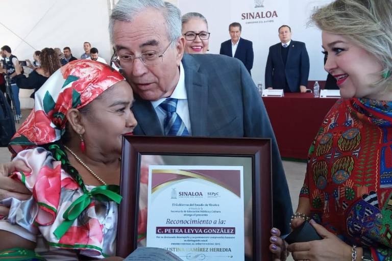 Petra Leyva es galardonada con el premio Agustina Ramírez 2023
