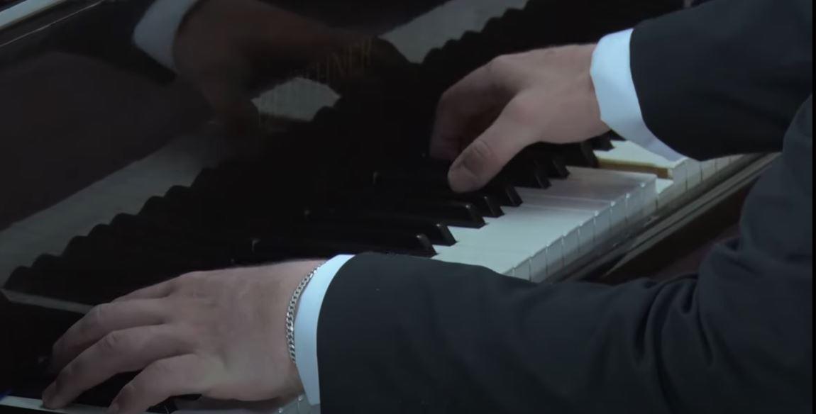 $!El pianista guasavense Daniel Ochoa Gaxiola destaca en Europa como concertista