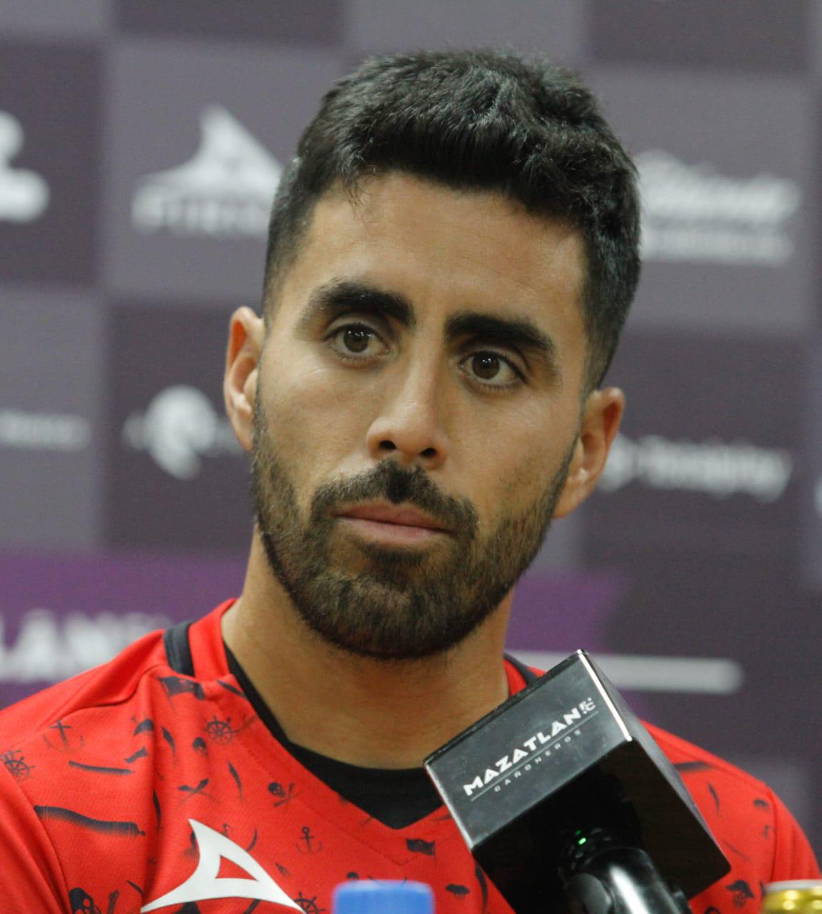 $!Néstor Vidrio advierte a Rayados: Vamos a jugar al tú por tú