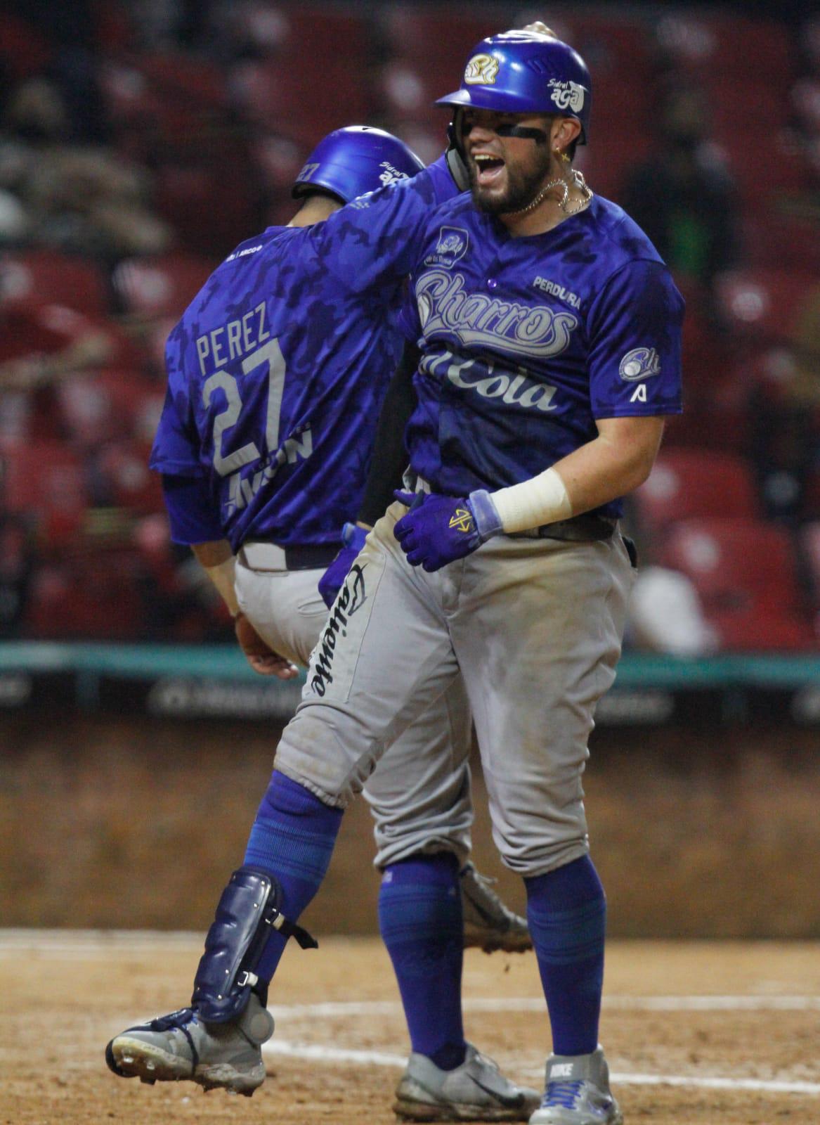 $!Falla relevo de Venados de Mazatlán y Charros de Jalisco iguala serie
