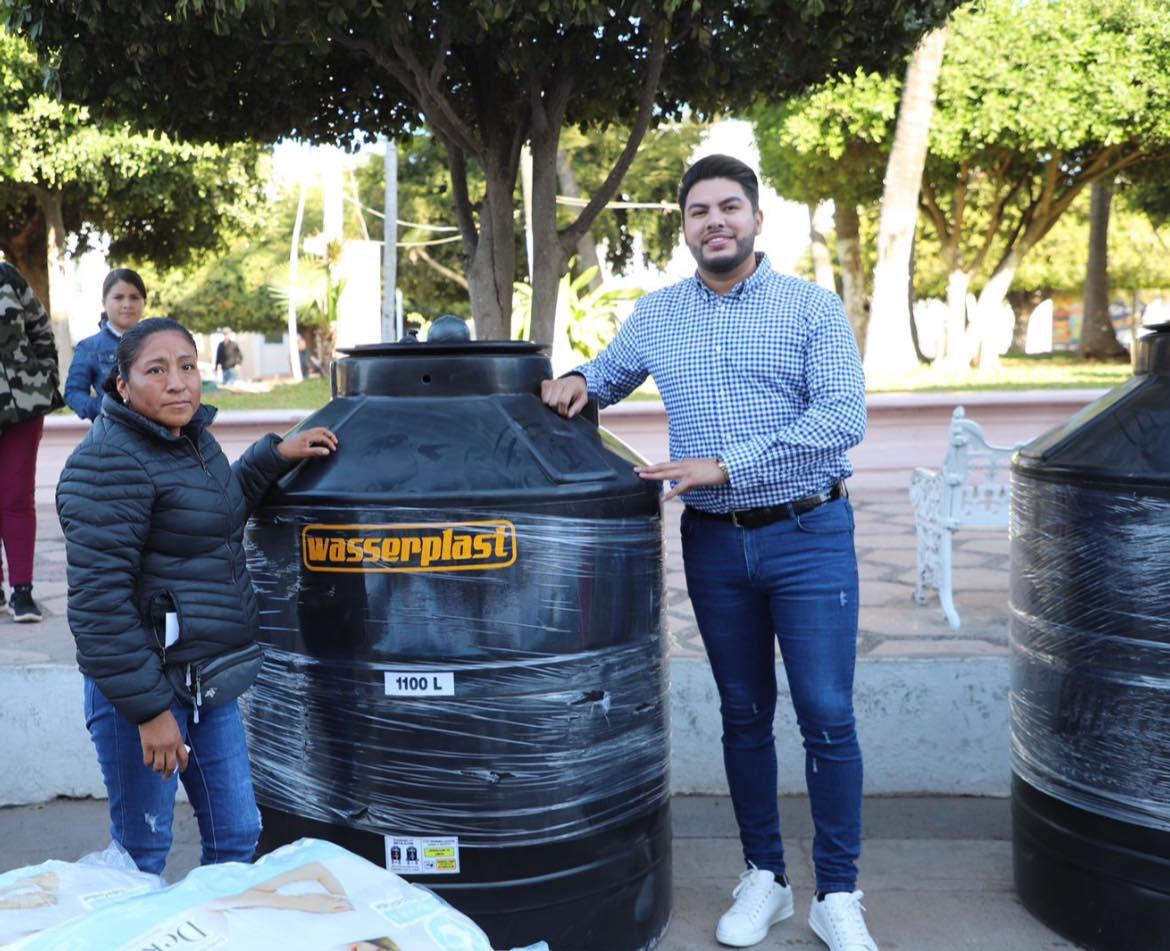 $!Entregan artículos y herramientas en apoyo a comunidades de Elota