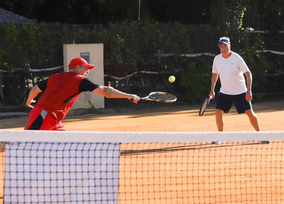 $!Díaz y Escoboza sufren para imponerse en Torneo de Tenis Nancy Grimes