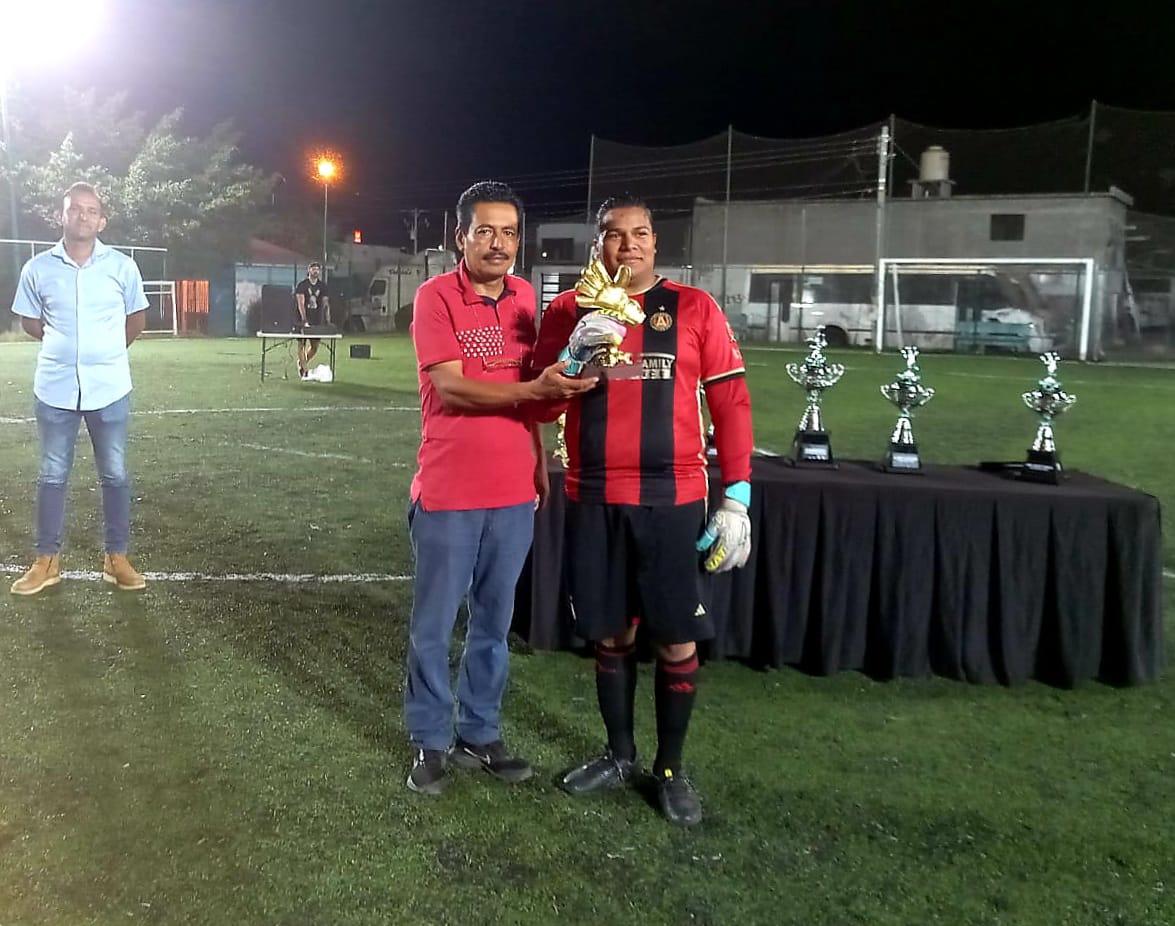 $!Mantenimiento Lizárraga acapara premios en la ‘Burochampions’