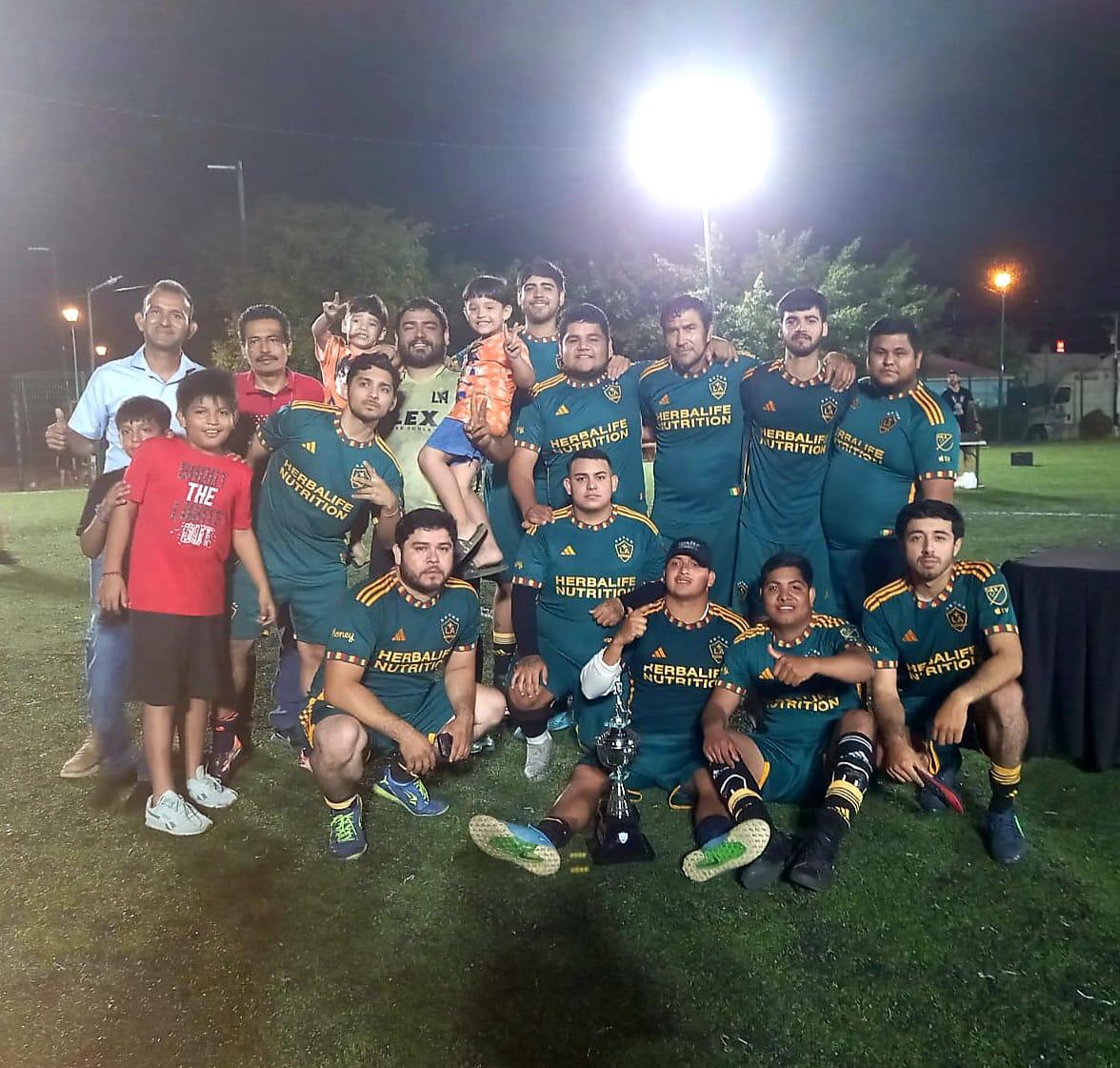 $!Mantenimiento Lizárraga acapara premios en la ‘Burochampions’