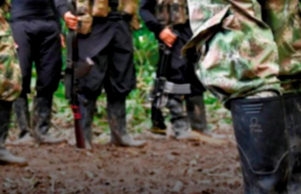 $!Pese a que autoridades ambientales reconocer el papel de los grupos armados en la deforestación en Colombia, el informe oficial no menciona su relación con actividades que provocan la pérdida de bosque.