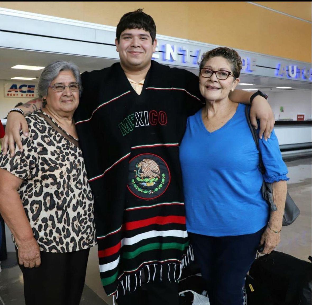 $!Paúl Morales disfruta en familia estas fiestas y en su querido Navolato