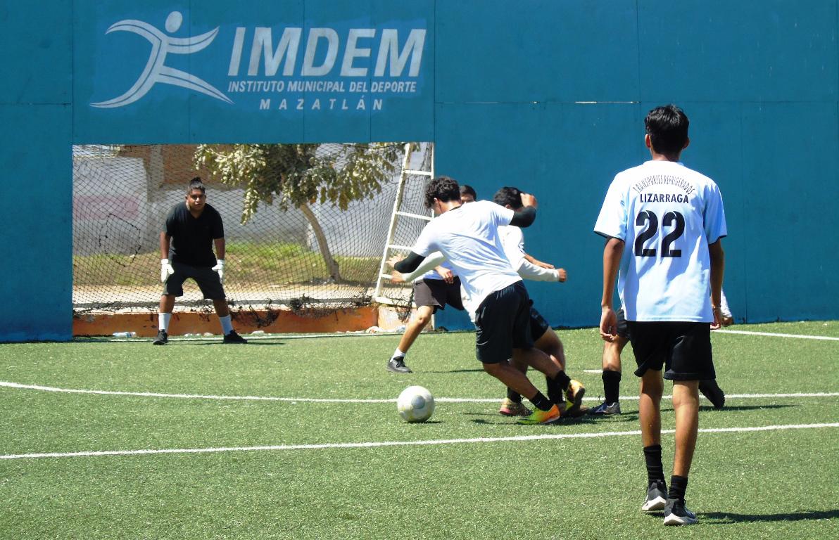 $!Liga de Futbol Estudiantil Municipal de Futbol Rápido regresa a la actividad