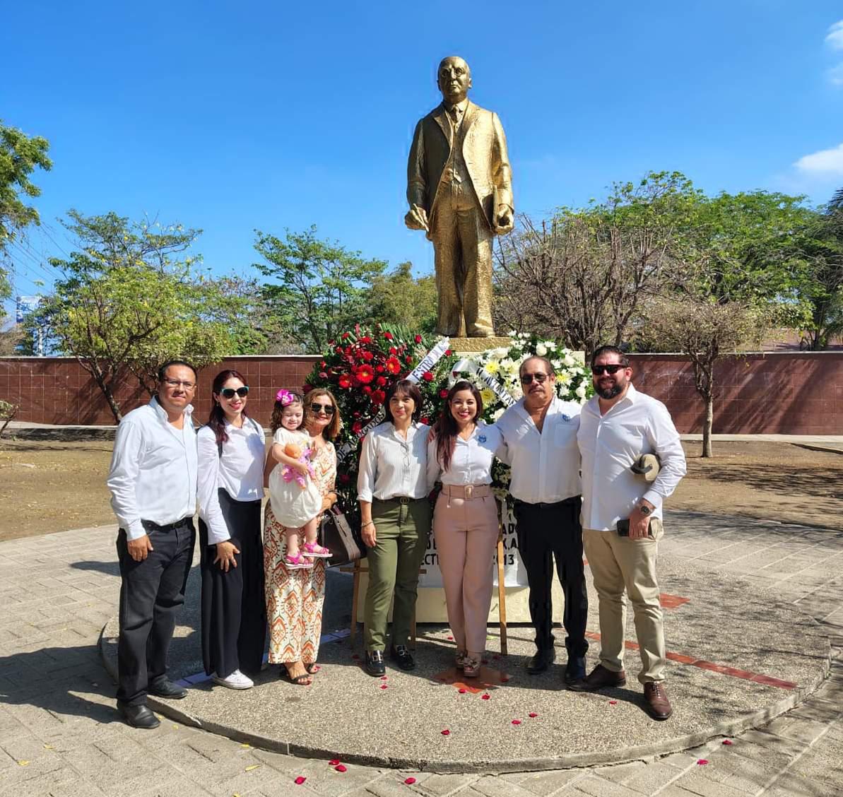 $!Martín Morales, Alicia Morales, Alicia Arámburo, Alicia Acuña, Violeta Germán, Adriana Morales, Martín Morales y Omar Verdugo.