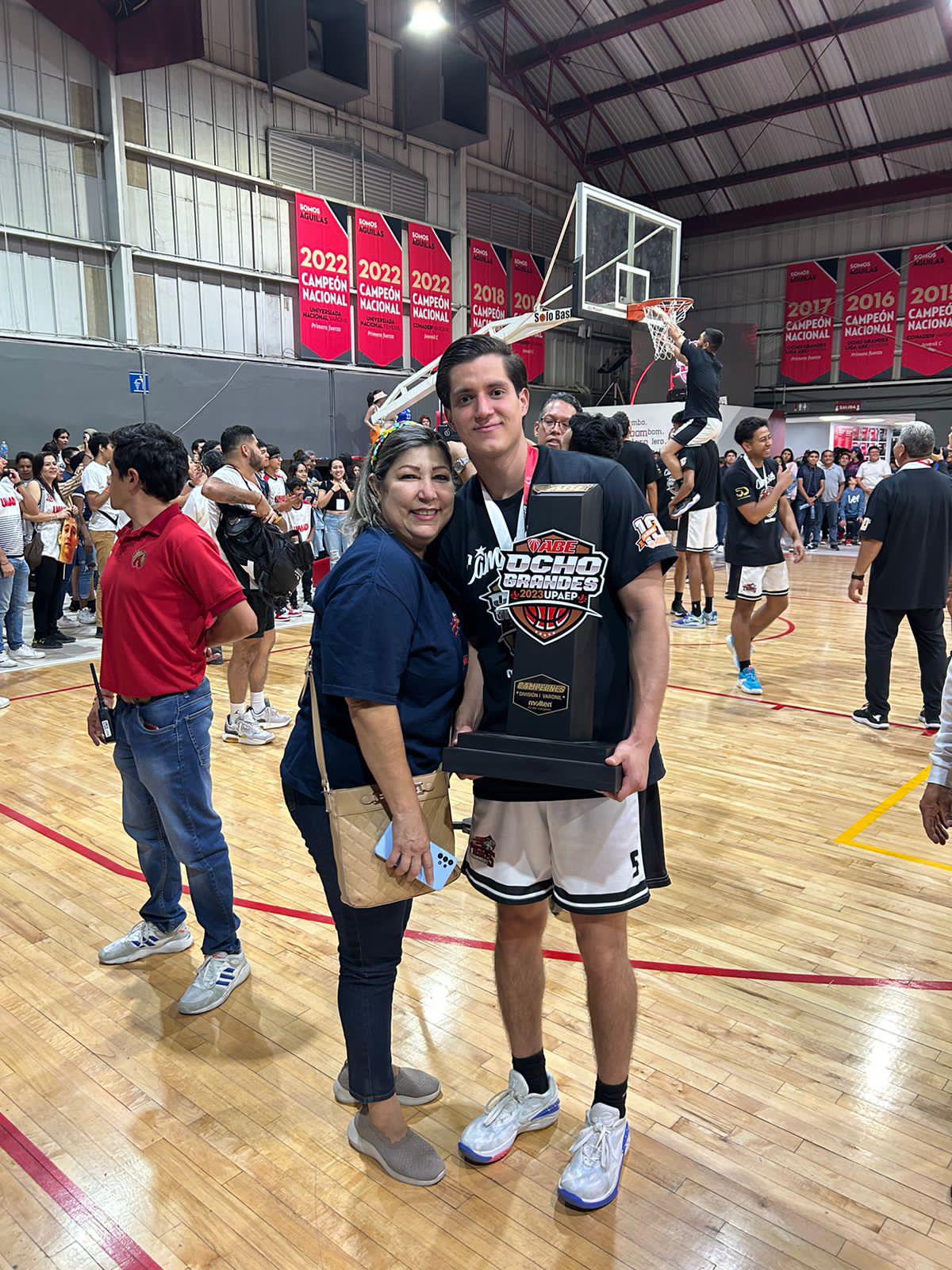 $!Regresan Adrián Octavio Rojas y Pablo Noé Andrade como campeones de la Liga ABE