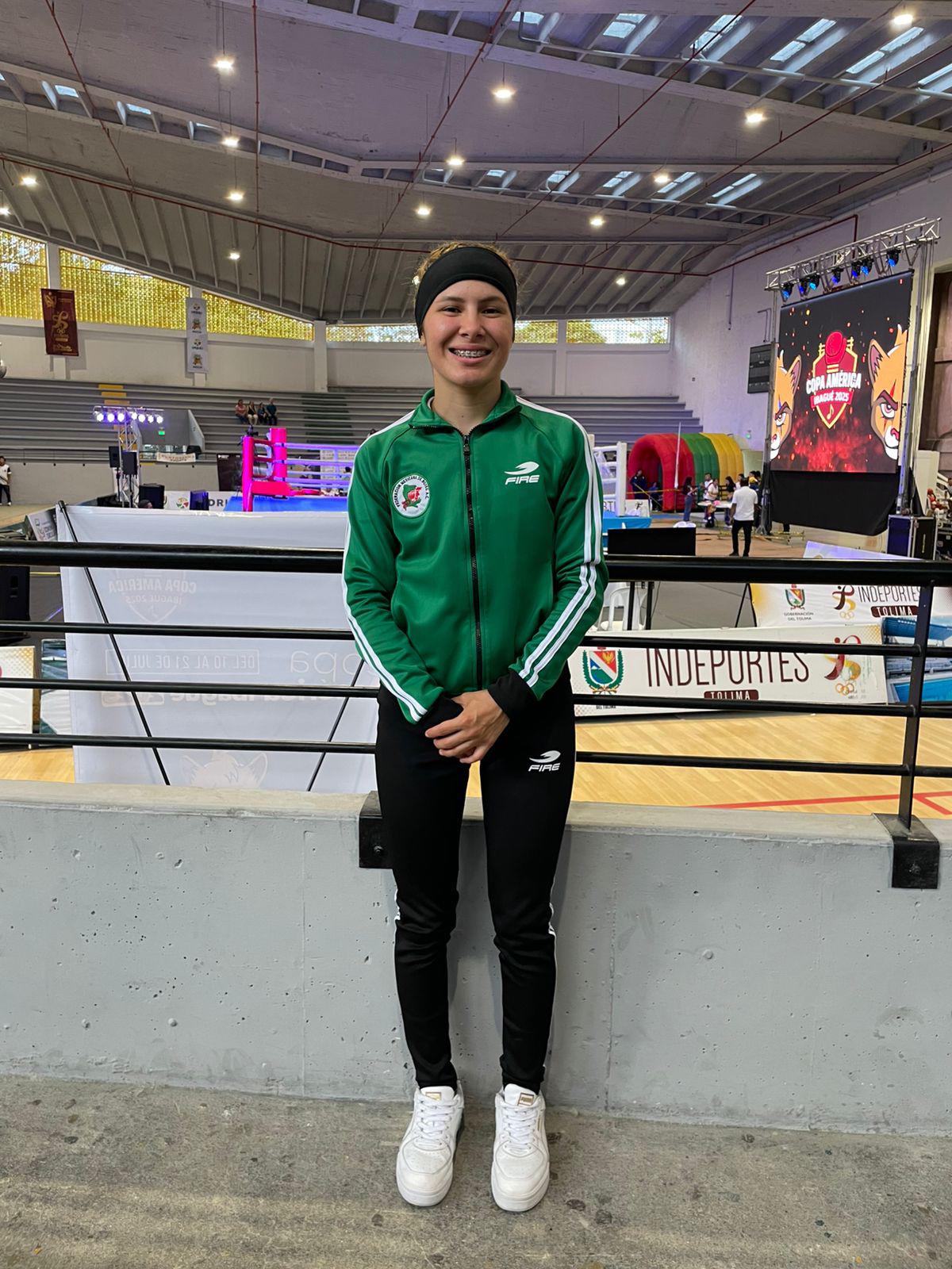 $!La mazatleca, Esmeralda Patiño, se cuelga el oro en la Copa América de Boxeo