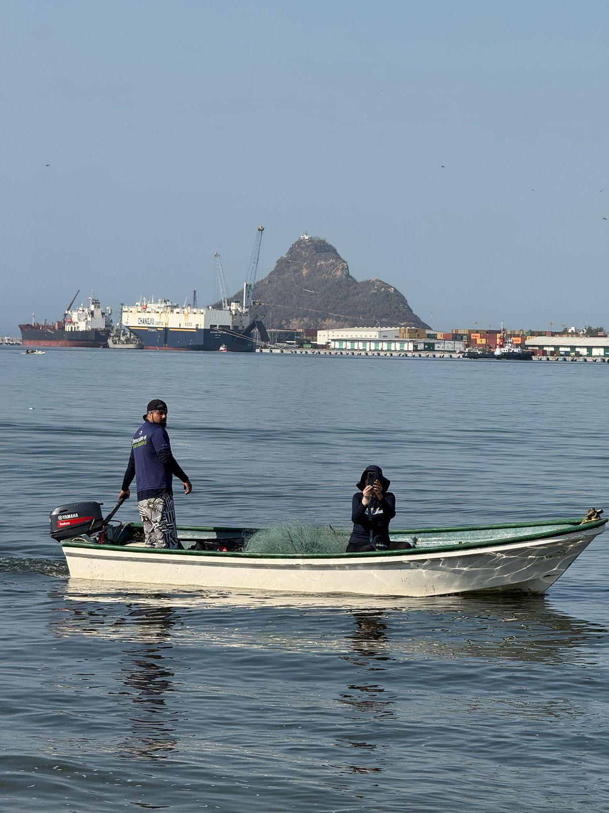 $!Recolecta MazConCiencia más de 700 kilos de plásticos en jornada de limpieza en la Isla de la Piedra