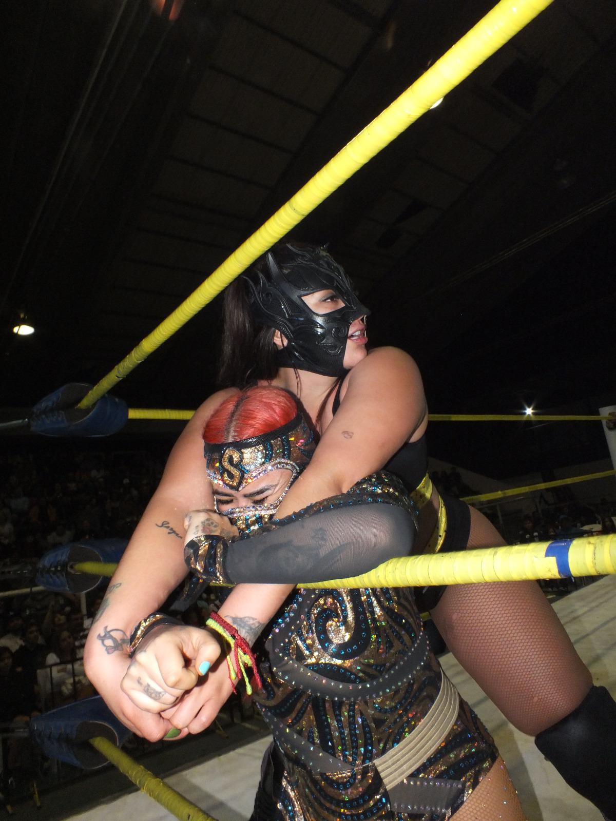 $!Myzteziz AAA y Aerostar vencen las artimañas rivales para imponerse en función AAA