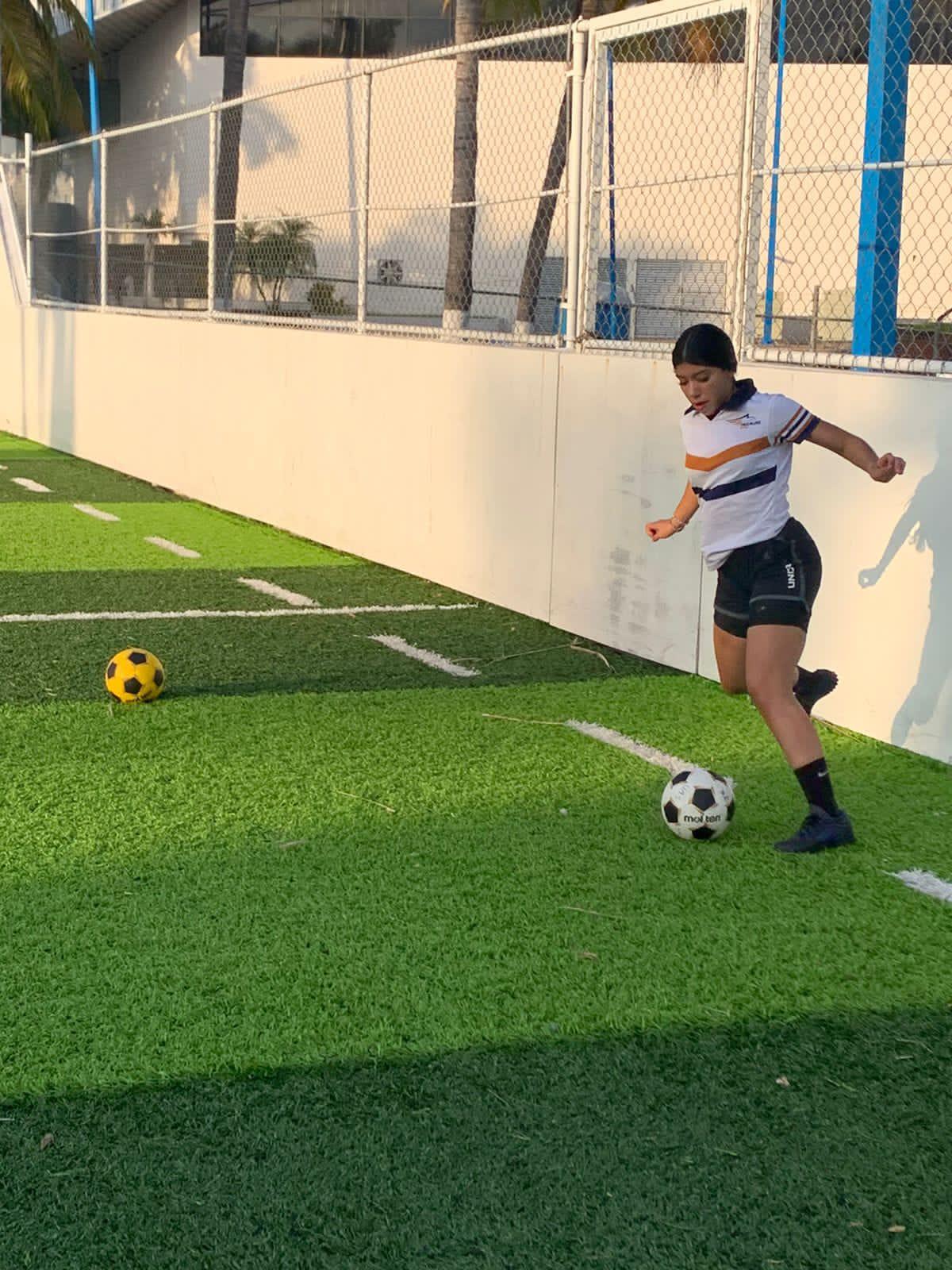 $!Invita la UAS a estudiantes a integrarse a su equipo femenil de futbol rápido