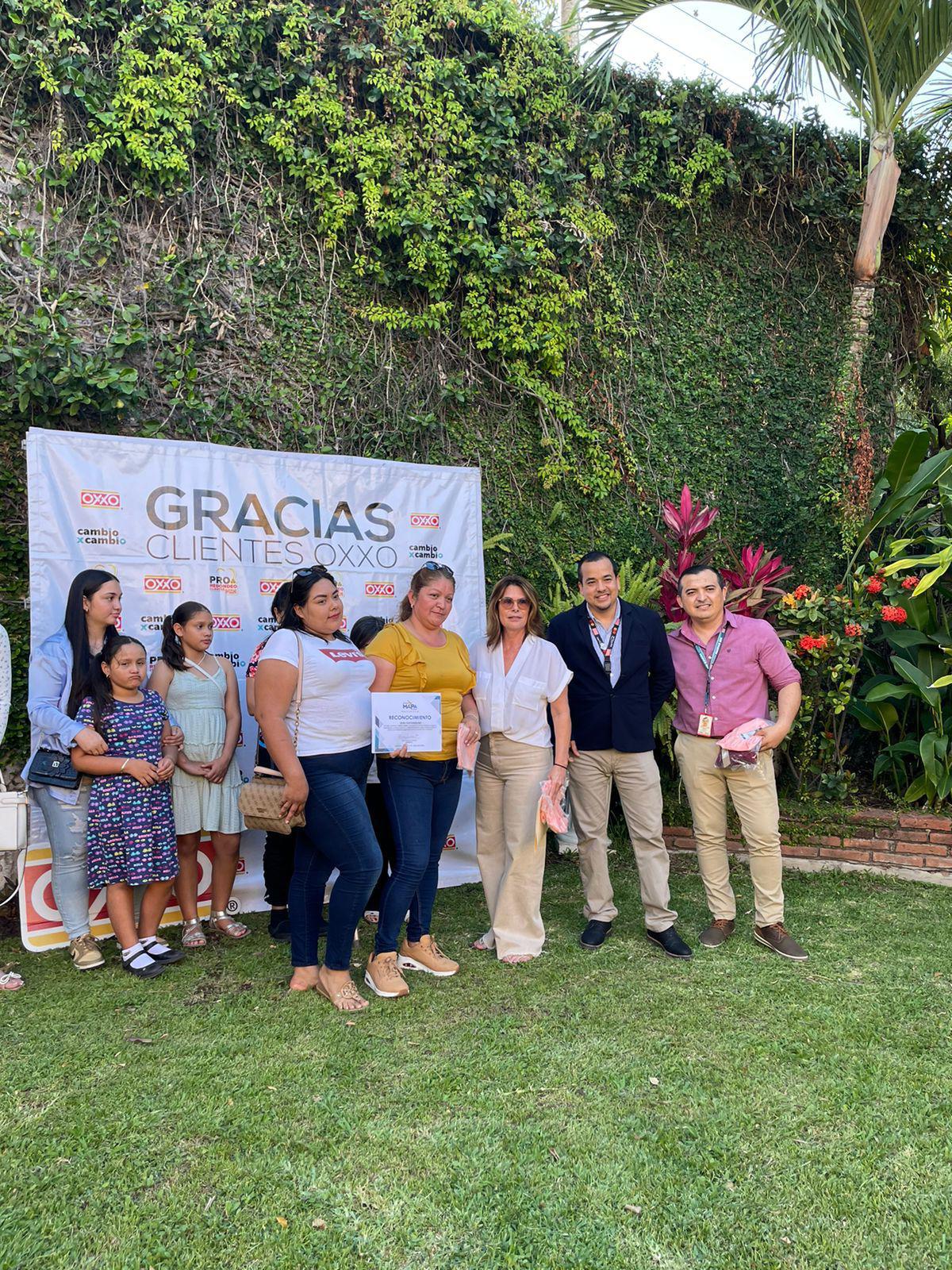 $!Recibe Fundación MAPA donativos de clientes de OXXO