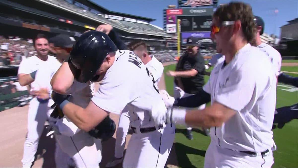 $!Tigres aprovechan error en la décima y vencen a Yanquis