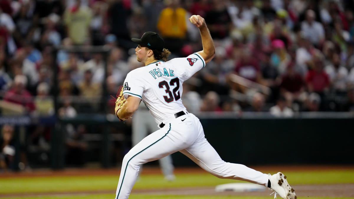 $!Hit de oro de Marte eleva a D-backs en Juego 3 de la SCLN