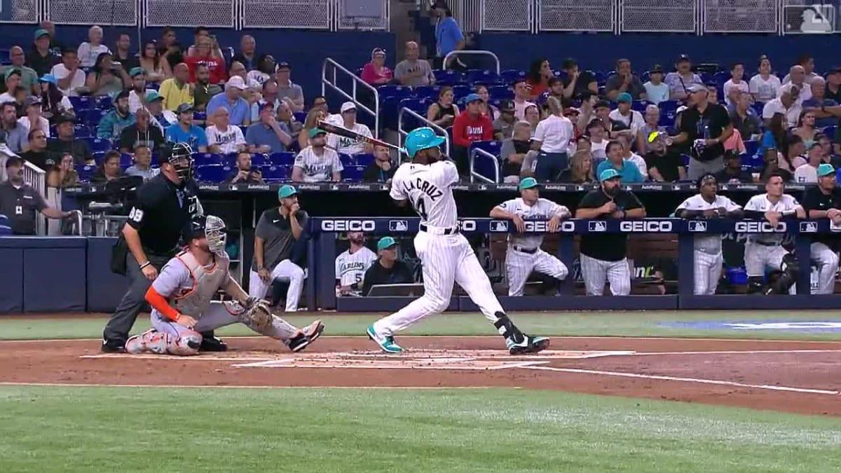 $!Marlins doblegan a Tigres en el ‘Día de Miguel’ en Miami