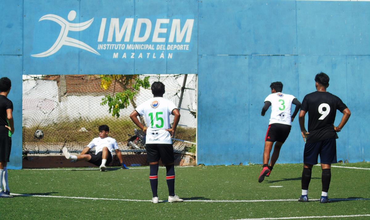 $!Quedan definidos los cuartos de final de la Liga Estudiantil Municipal de Futbol Rápido