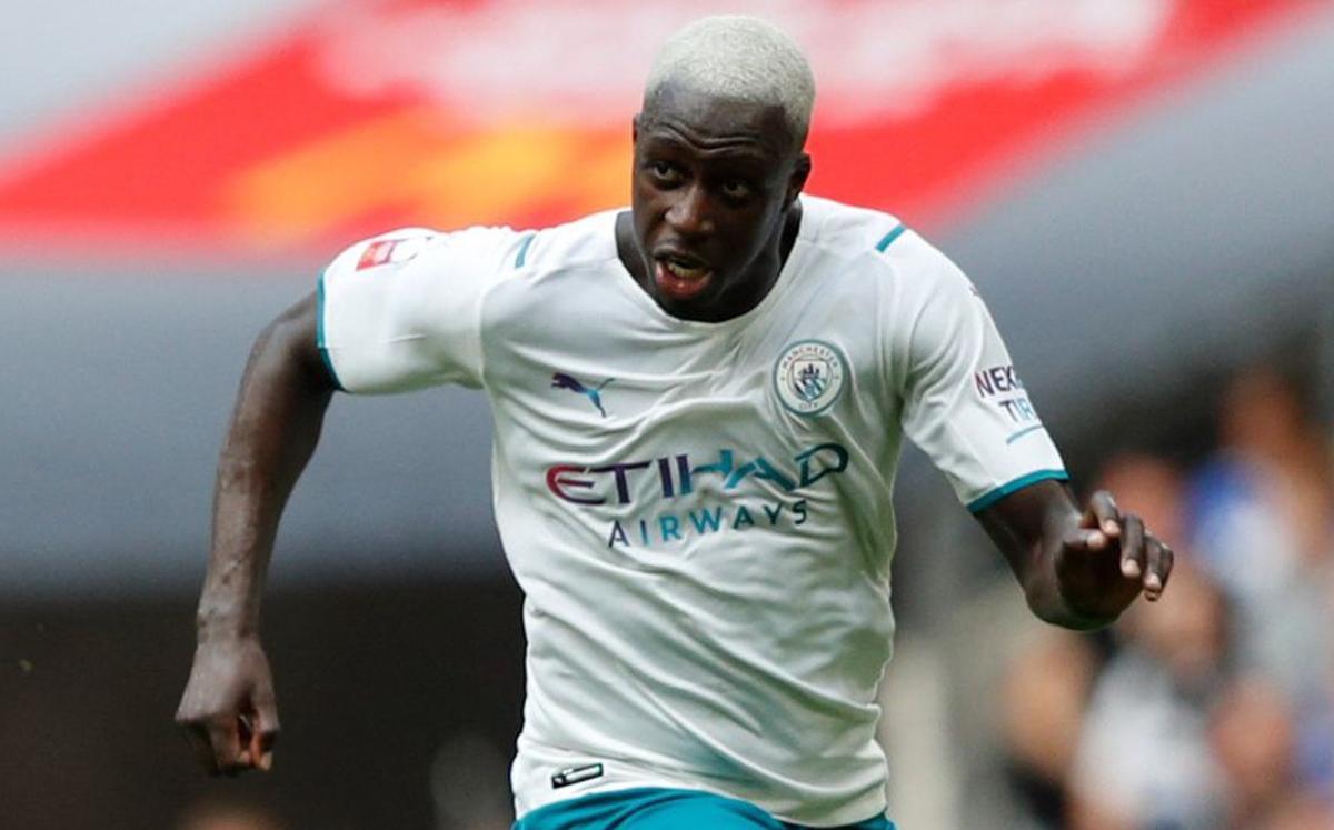 $!Benjamin Mendy, jugador del City acusado de violación, sale en libertad bajo fianza