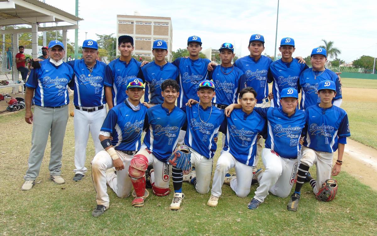 $!Dodgers de Mazatlán son profetas en su tierra y se coronan en el Mazatlán Baseball Tournament 2021