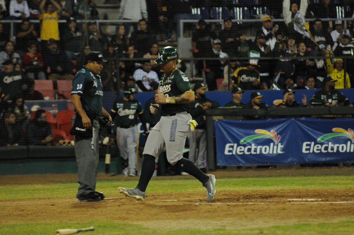 $!Poderoso rally pone a Cañeros a un triunfo de la semifinal