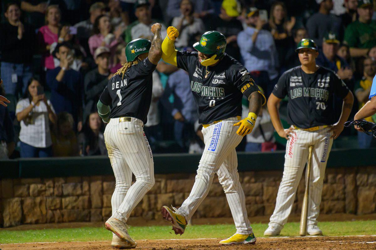 $!Se le aparece ‘El Coco’ Balentien a Sultanes en Los Mochis