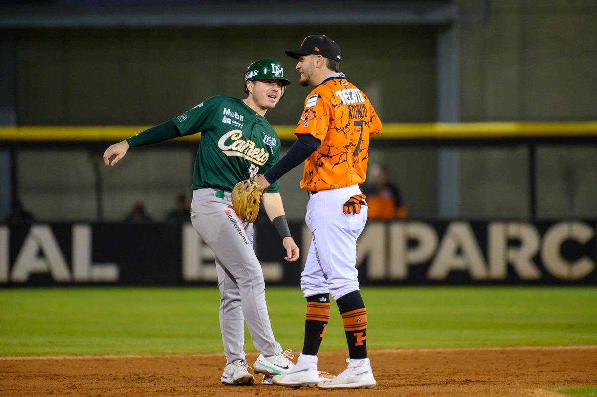$!Jorge Rivera en segunda.
