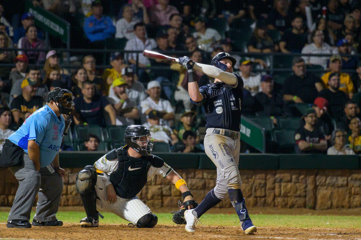 $!Sultanes se roba el tercero de la serie en Los Mochis