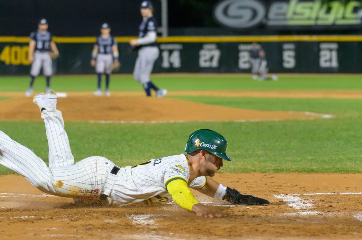 $!Sultanes se roba el tercero de la serie en Los Mochis
