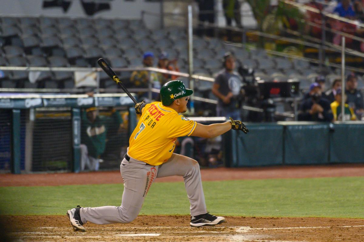$!Oliver Zepeda produce con hit.