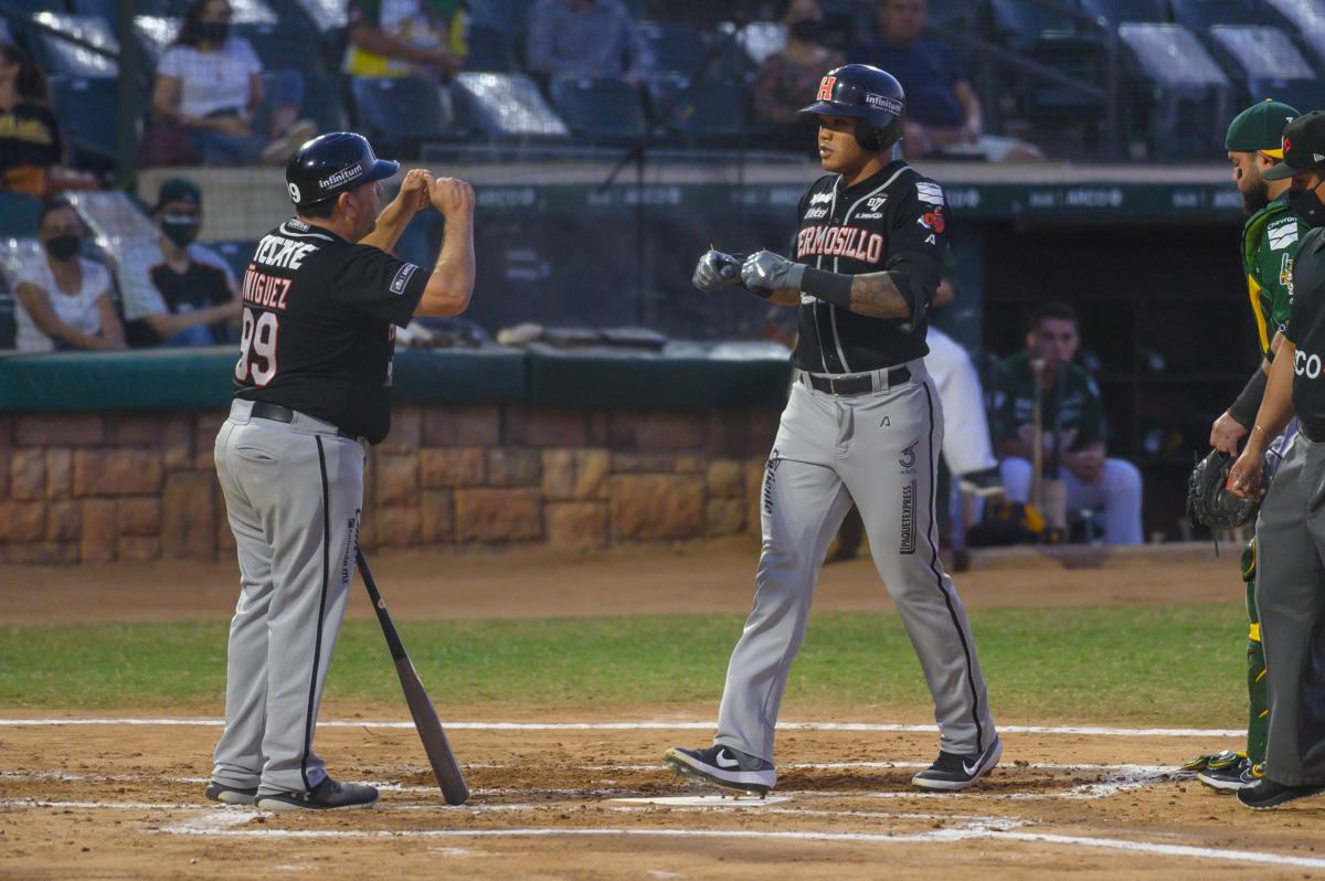$!Addison Russell bateó cuadrangular