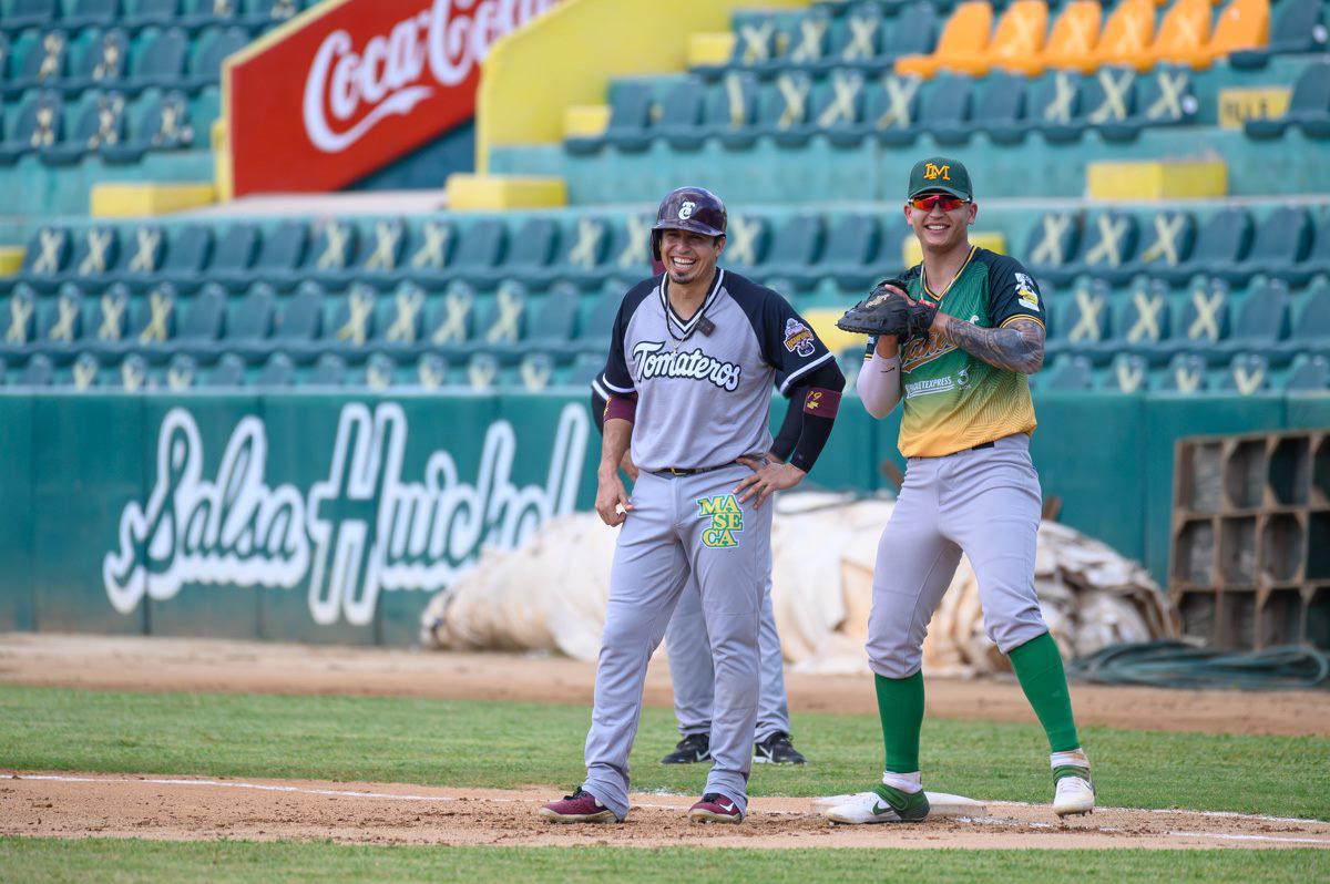 $!Tomateros de Culiacán devuelve la dosis a Cañeros de Los Mochis, en encuentro de preparación