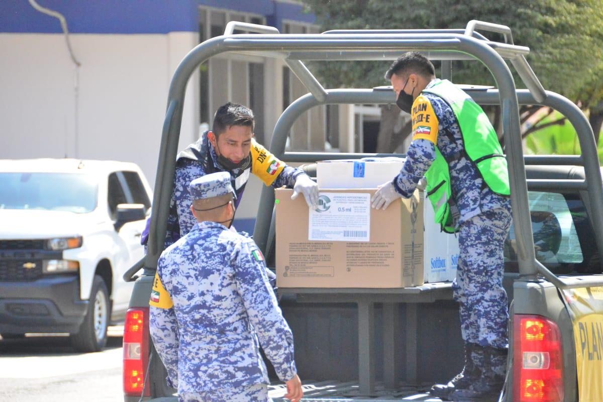 $!Sinaloa recibe 14 mil vacunas contra Covid-19, para aplicar segunda dosis a adultos mayores de Salvador Alvarado